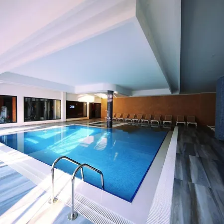 Hotel Sey & 4*