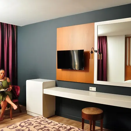 Sey & Hotel